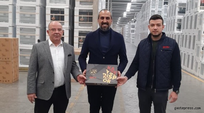 Kayseri'nin iki önemli kuruluşundan, Kayserispor'a destek!