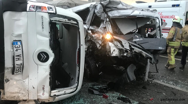 İstanbul'da,  Esenyurt TEM Otoyolu'nda zincirleme kaza!