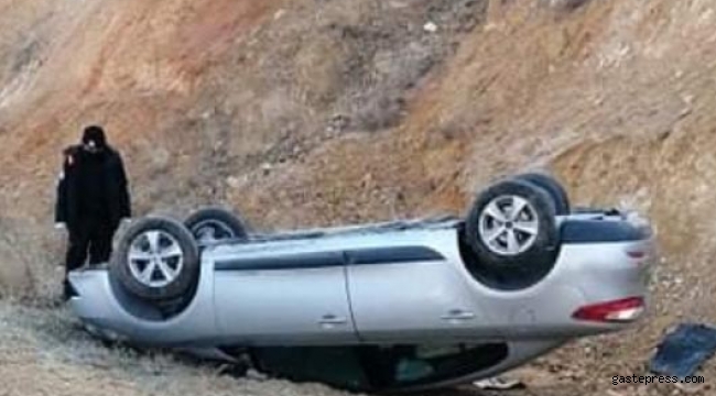 Kayseri'de otomobil devrildi: 3 yaralı!