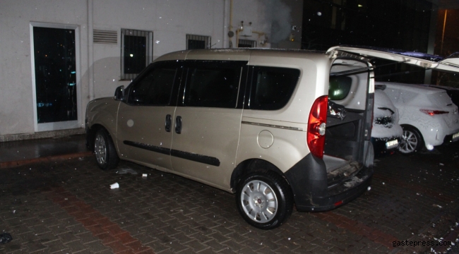 Kayseri'de, polisin 'dur' ihtarına uymayan araçtaki 4 kişiden 2'si yakalandı