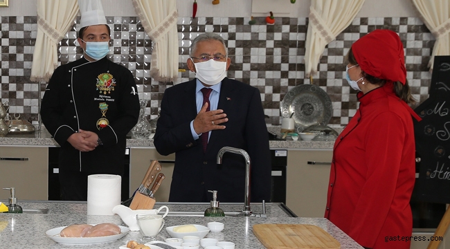 Kayseri KAYMEK Canlı Yayınlarına 1 Milyon Tıklanma!