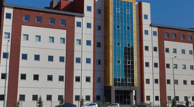 NNYÜ Diş Hekimliği Fakültesi Dekanı Prof. Dr. Gürgan, Kayseri Bilfen Liseleri 6. Kariyer Günlerinin konuğu oldu!