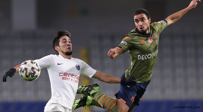 Tuzlaspor'u farklı deviren Medipol Başakşehir çeyrek finalde!