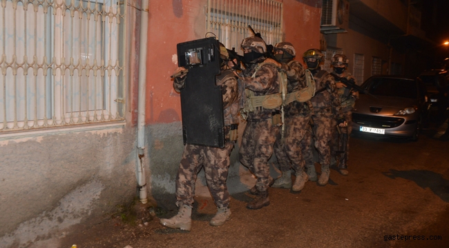Adana'da korsan gösteri hazırlığındaki PKK'lılara hava destekli operasyon yapıldı!