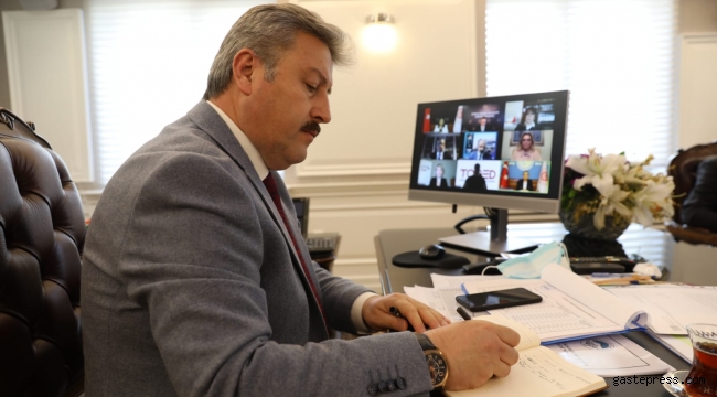 Başkan Palancıoğlu, İhtisas Serbest Bölgeleri Tanıtım Toplantısı'na Katıldı!