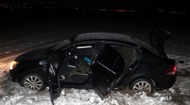 'Dur' ihtarına uymayıp, 40 kilometre kaçan otomobilin sürücüsü tarlaya uçtu!