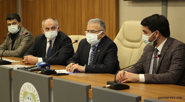 Kayseri'de Memduh Başkan, Yahyalı ve Develi'de!