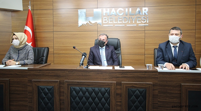 Kayseri Hacılar Belediyesinden esnaf ve pazarcılara destek!