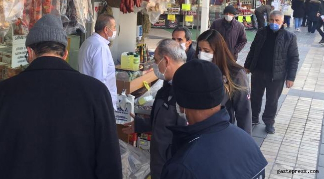 Kayseri Melikgazi Zabıta Ekipleri Açıkta Satış Yapan Esnafı Denetledi!