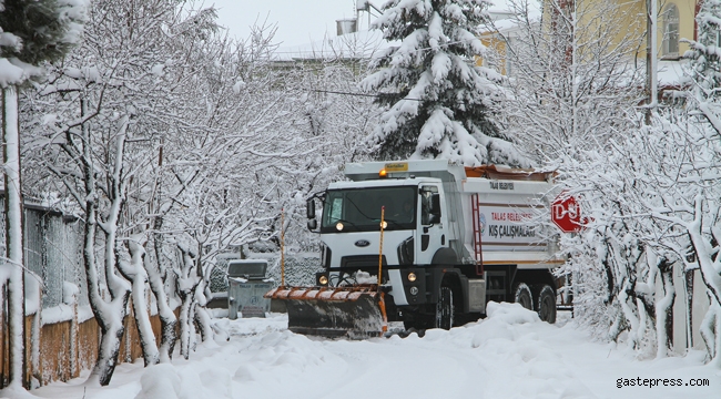 Kayseri Talas'taki Kış Çalışmaları Aralıksız Devam Ediyor!