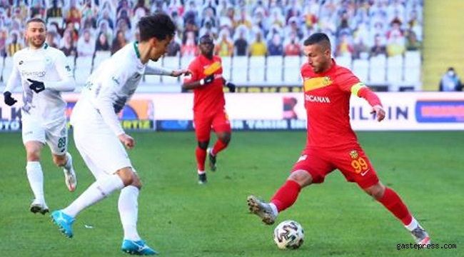 Konyaspor'dan, Yeni Malatya deplasmanında muhteşem geri dönüş!