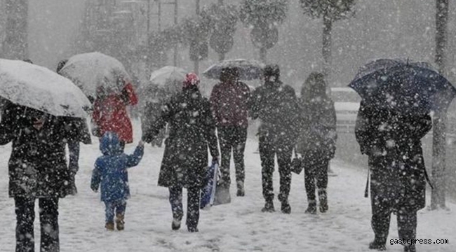 Meteoroloji İstanbul için kar yağışı tahminini değiştirdi!