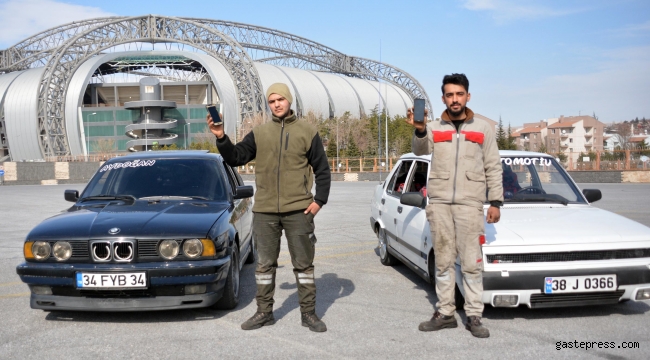Otomobili cep telefonu komutu ile çalıştırıp, hareket ettiren sistem geliştirdiler!