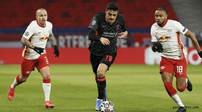 Ozan Kabak Liverpool'da tarihe geçti!
