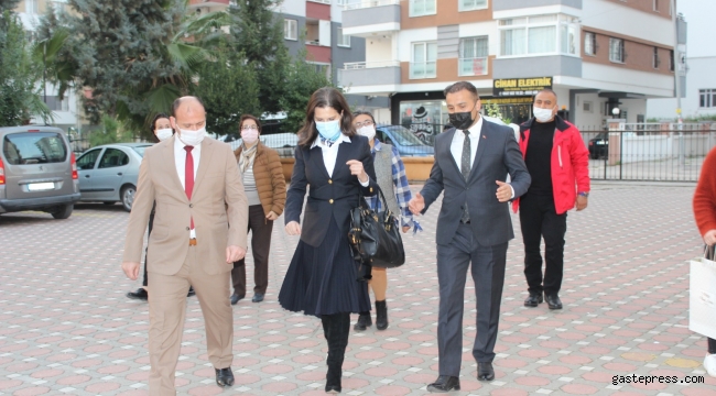 Prof. Dr. Meryem Tuncel Devletin çocuklarına örnek oldu!