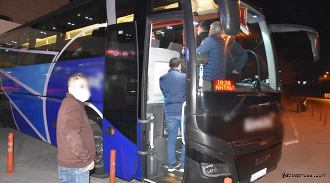 Yolcu otobüsünde koronavirüs paniği yaşandı!