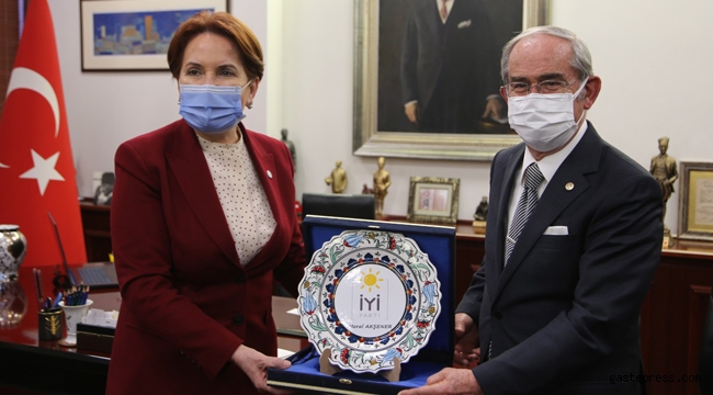 İYİ Parti Genel Başkanı Akşener, Eskişehir'de Başkan Büyükerşen’i ziyaret etti!