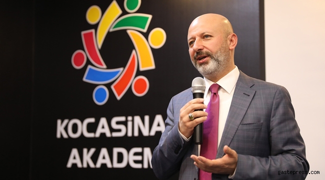 Kayseri Kocasinan'da Ahmet Başkan, "Kadınlarımız, Bir Ömür Boyu Kıymetli ve Değerlidir"