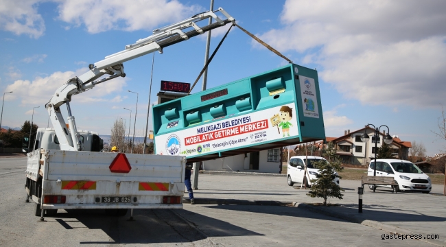 Kayseri Melikgazi'de 30 noktaya Mobil atık getirme merkezi yerleştirildi