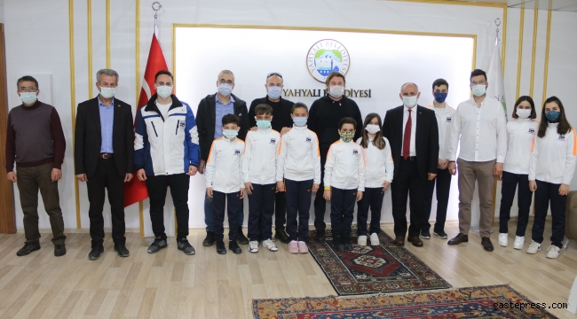 Kayseri Yahyalı Belediye Başkanı Esat Öztürk'ten Dedeman Ailesine Teşekkür!