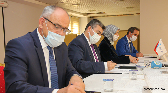 Kayseri Yahyalı'da Halı Dokuma Kursu Açılması İçin Protokol İmzalandı!