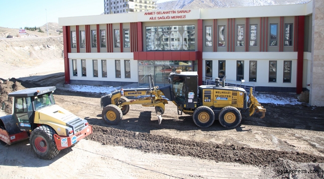 Melikgazi Tınaztepe Aile Sağlık Merkezi Çevre Düzenlemesi Başladı!