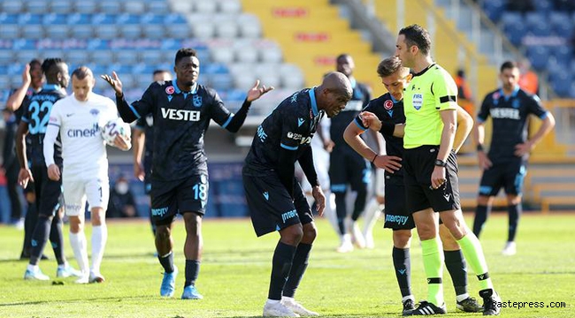 Trabzonspor, Kasımpaşa deplasmanında yine Bakasetas ile güldü!