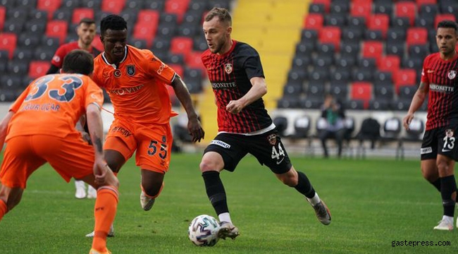 Gaziantep FK, M. Başakşehir'i Maxim ile geçti!
