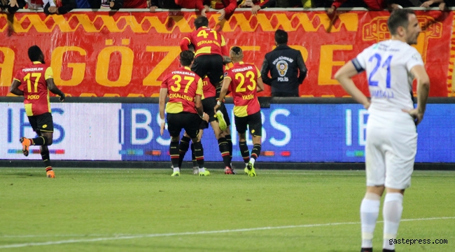 Göztepe sahasında Rizespor'u rahat geçti!