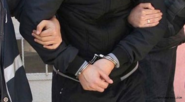 İzmir'de FETÖ operasyonu: 16 kişi tutuklandı