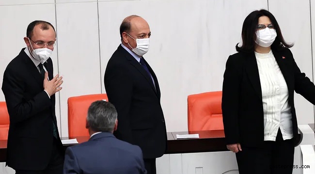 Kabineye atanan üç yeni isim TBMM'de yemin etti!