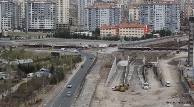 Kayseri Büyükşehir Katlı Kavşakta Çalışmalara Kesintisiz Devam Ediyor!
