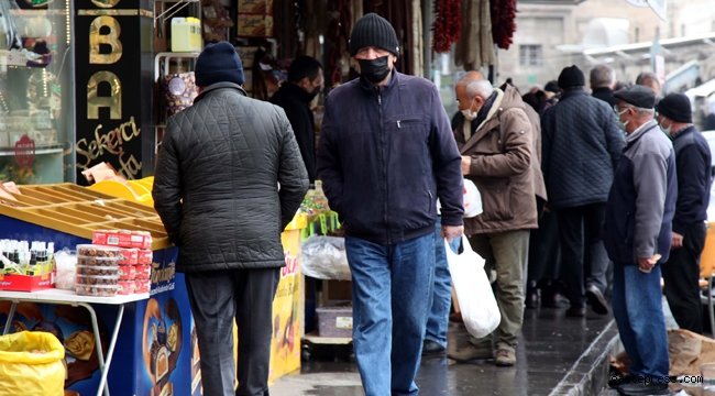 Kayseri'de ramazan öncesi alışveriş yoğunluğu vardı!