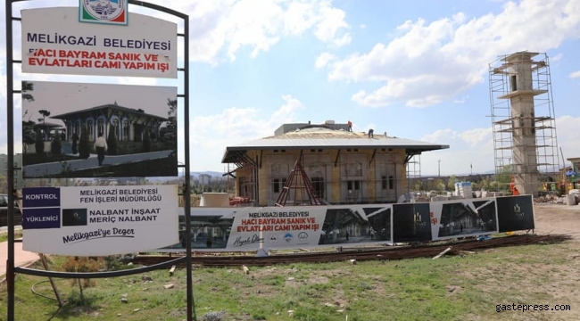 Kayseri Erciyes Üniversitesi'nde İkinci Cami Hızla Yükseliyor!