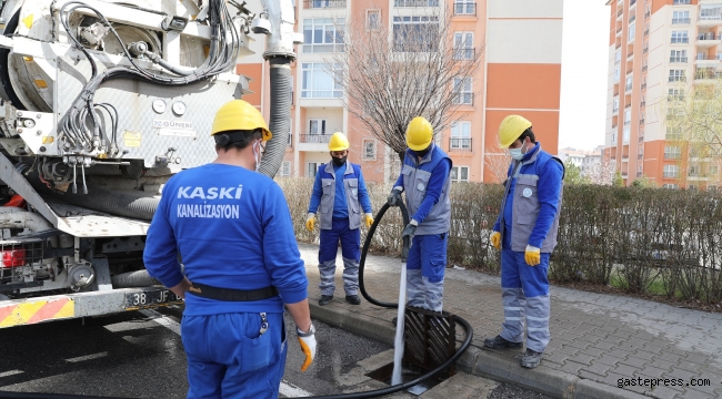 Kayseri KASKİ Izgaralarda Temizlik Yapıyor!