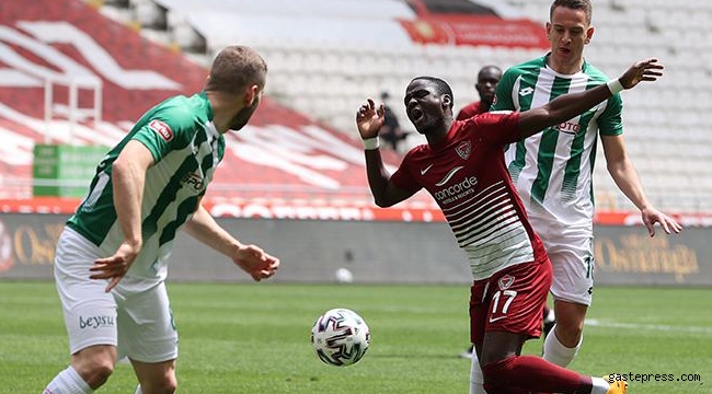 Konyaspor-Hatayspor maçından gol sesi çıkmadı!