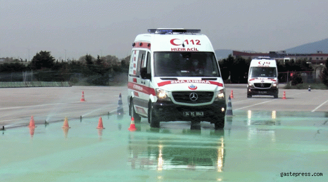 Ambulans şoförleri Formula 1 pistinde!