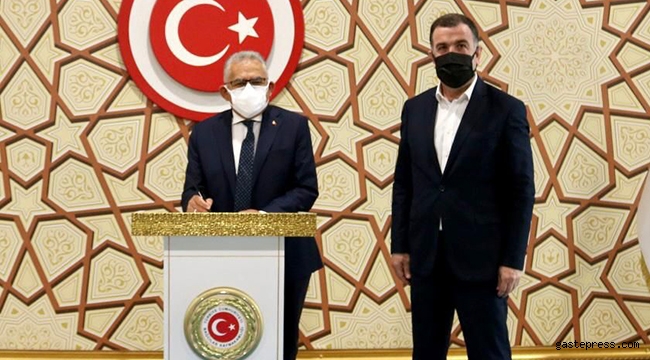 Başkan Büyükkılıç Demokras adasında toplantıya katılacak!