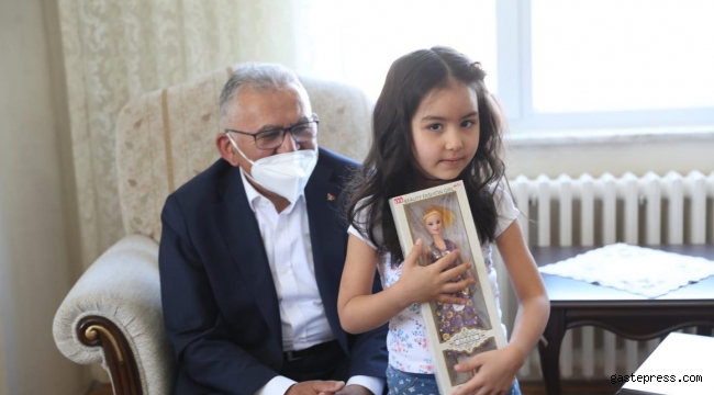 Başkan Büyükkılıç'tan Şehit Ailelerine Bayram Ziyareti!
