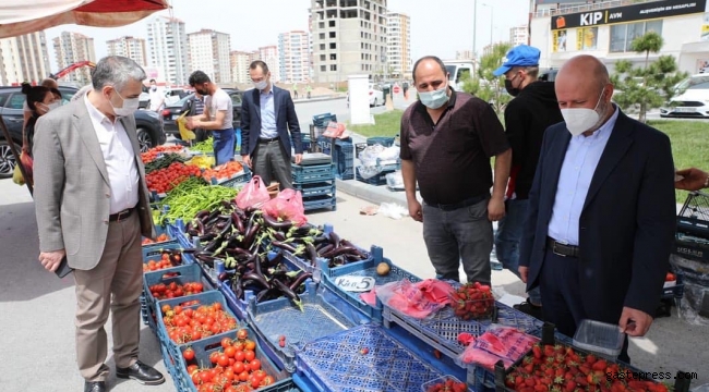 Başkan Çolakbayrakdar, 10 Farklı Noktada Pazar Yerlerini Denetledi!