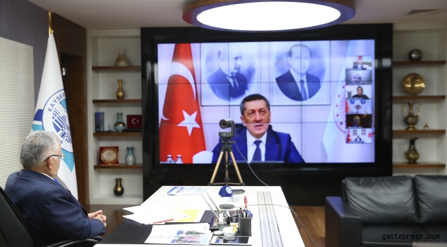 Büyükkılıç, Bakan Selçuk'a Eğitim Konusundaki Görüşlerini Aktardı!