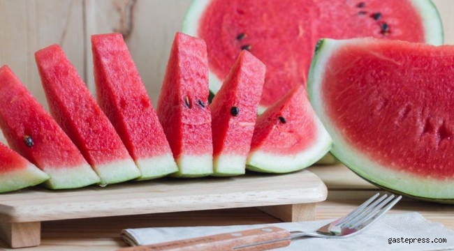 Karpuz diyeti listesi 1 haftada 5 kilo vermek mümkün!