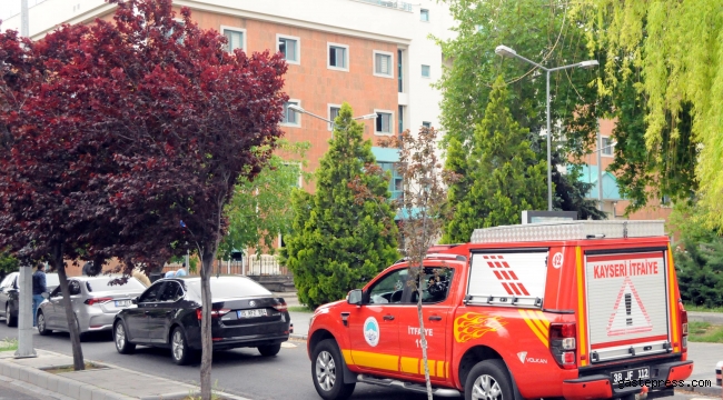 Kayseri'de hastanede yangın; 24 kişi dumandan etkilendi!