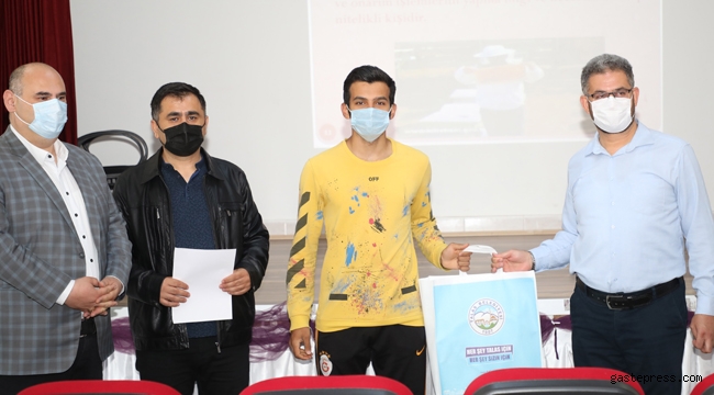 Kayseri Talas Belediyesi'nden Tarımda Bir İlk Daha; Arıcılık Kursu!