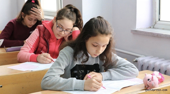 MEB Açıkladı; Liselerde sınavlar nasıl yapılacak 11 soruda tüm cevaplar!