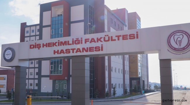 NNYÜ Diş Hekimliği Fakültesi'nde 1. Uluslararası DijitalDiş Hekimliği Sempozyumu!
