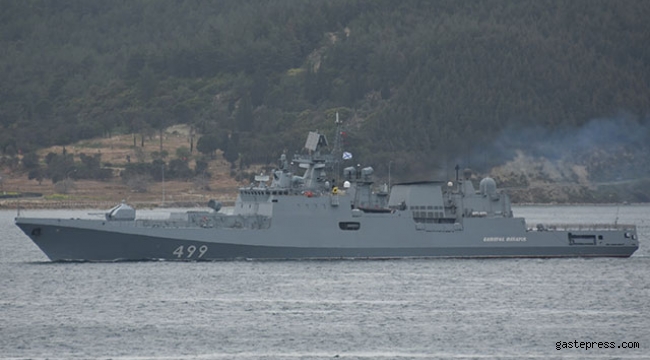 Rus savaş gemisi Çanakkale Boğazı’ndan geçti!