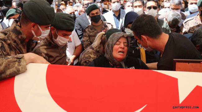 Şehit polis memuru Veli Kabalay, son yolculuğuna uğurlandı!