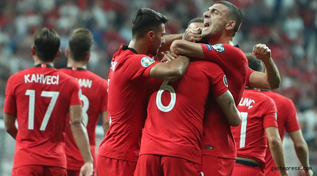 Şenol Güneş, Milli Takım'ın EURO 2020 kadrosunu canlı yayında açıkladı! 