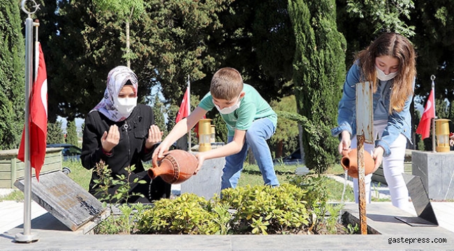 Soma'da facianın yıl dönümünde bayram sabahı hüzün!